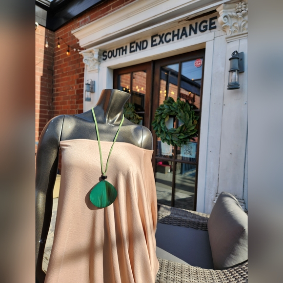 ✨️New to the Boutique! Adjustable Goldtone and Brown Necklace -Double-sided✨️ - Picture 15 of 16